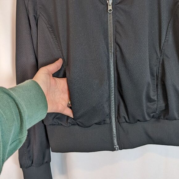 Zella Reversible Jacket  - Picture 7 of 10